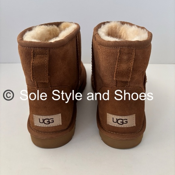UGG Classic Mini Boots Chestnut Men’s 8 (Fits Women’s 9) - Picture 3 of 10